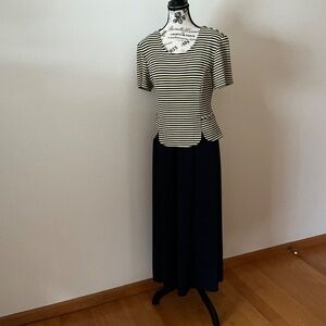 Nicole Studio Women’s dress Short Sleeve, dark navy with creme Size 12